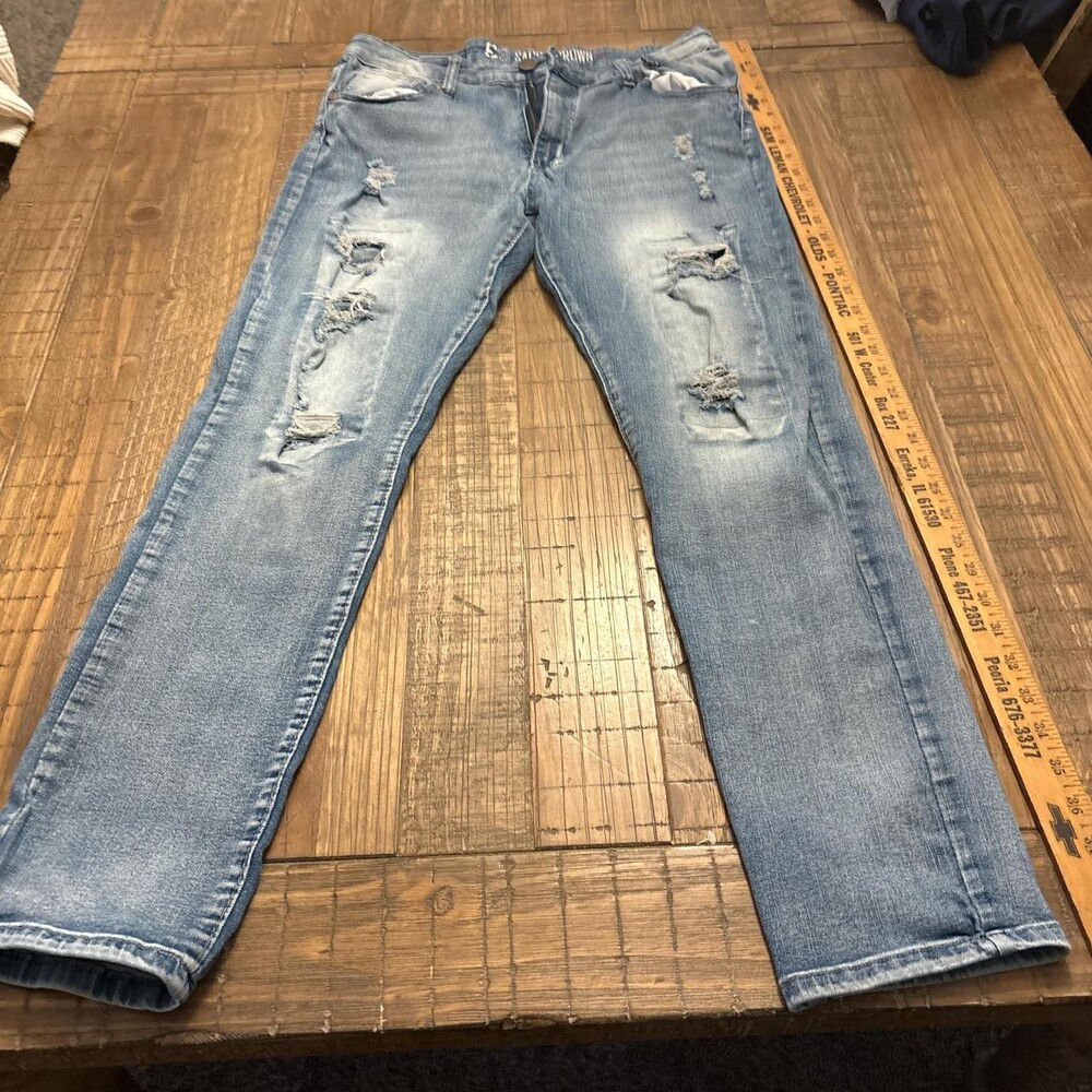 Sacred Crown distressed jeans size 36.